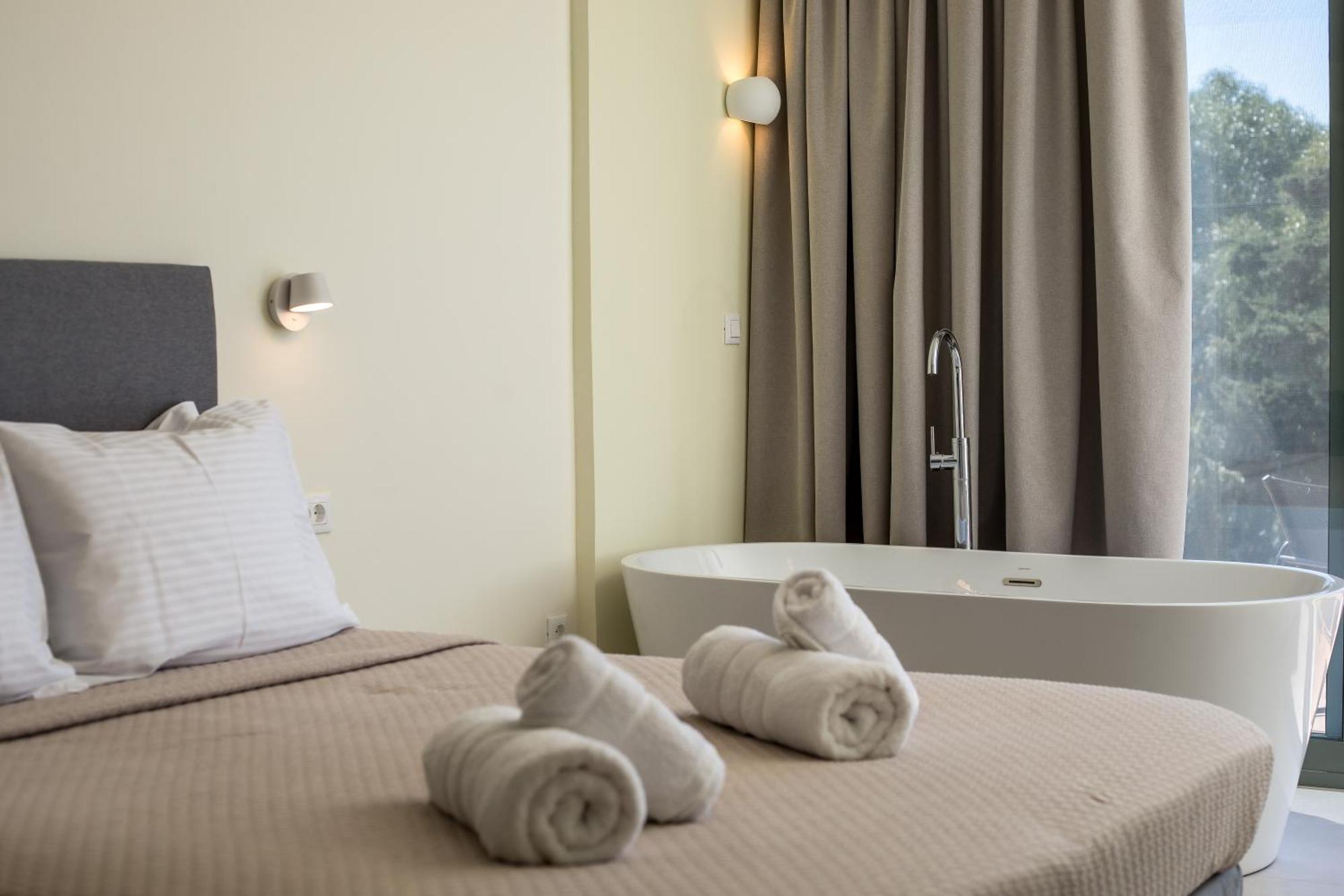 Eden'S Azalea Luxury Suite Rhodes City Ngoại thất bức ảnh