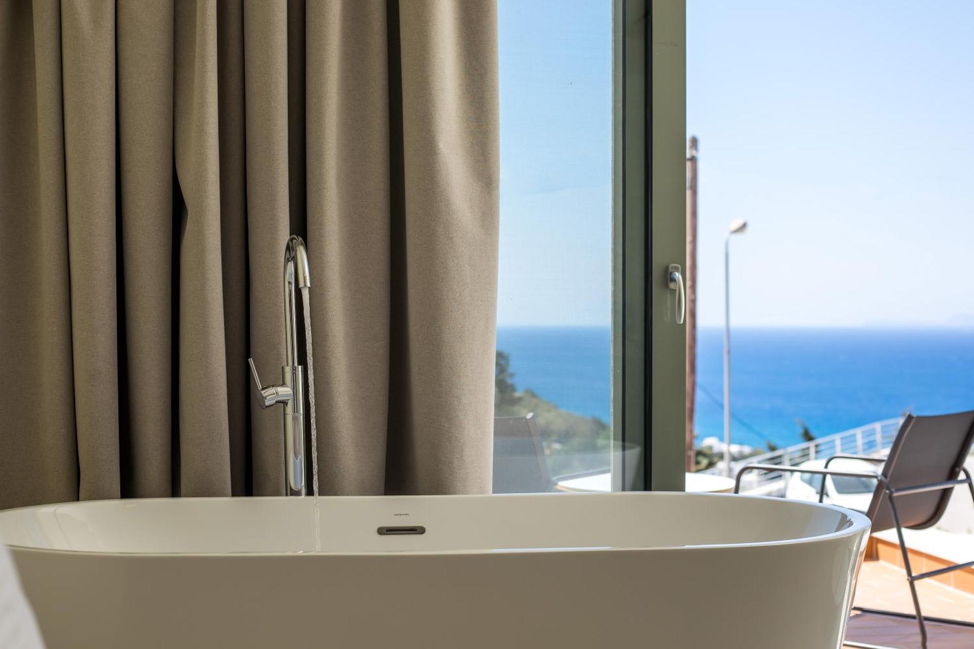 Eden'S Azalea Luxury Suite Rhodes City Ngoại thất bức ảnh